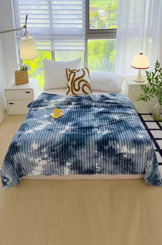 Print Soft and Comfortable Bed Blanket